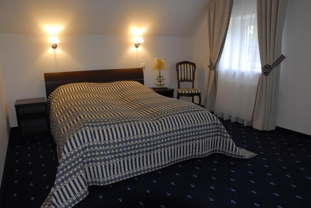 Guest House Birutes Uostas Швентой Экстерьер фото